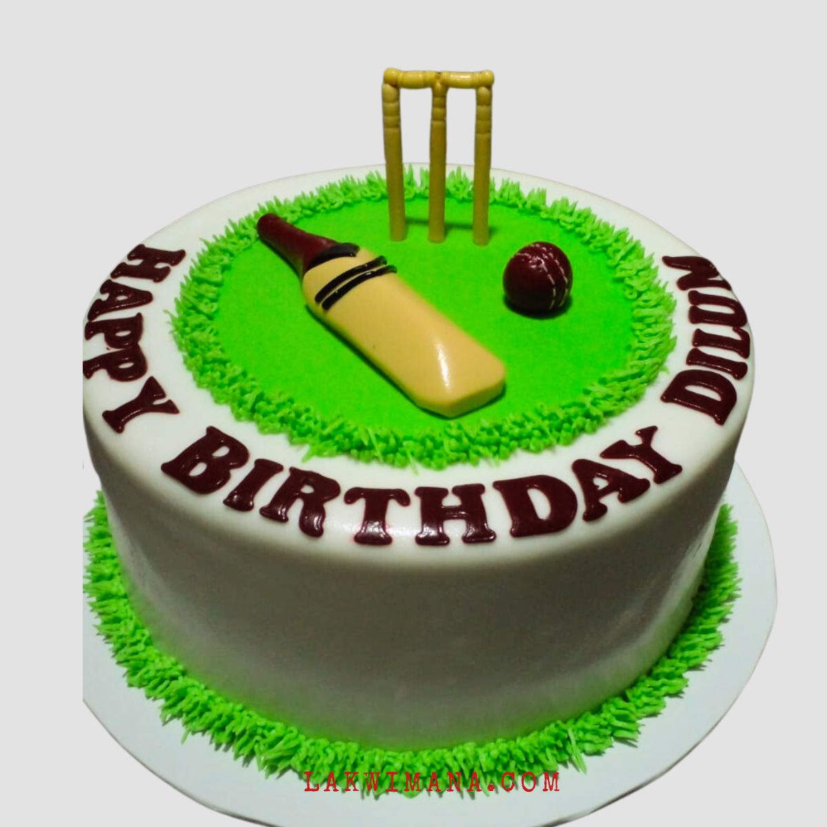 Round Cricket Cake